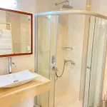 Narr Hotel 2*