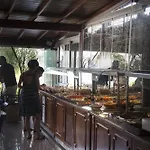 Narr Hotel