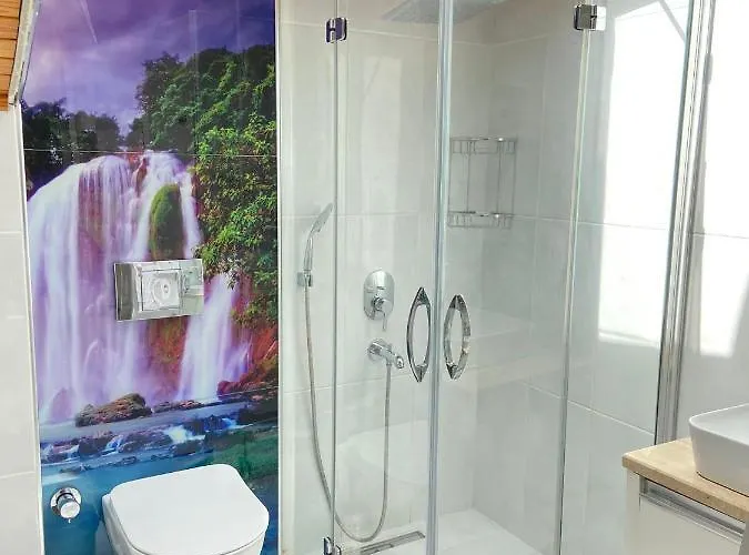 Ξενοδοχείο Narr 2*